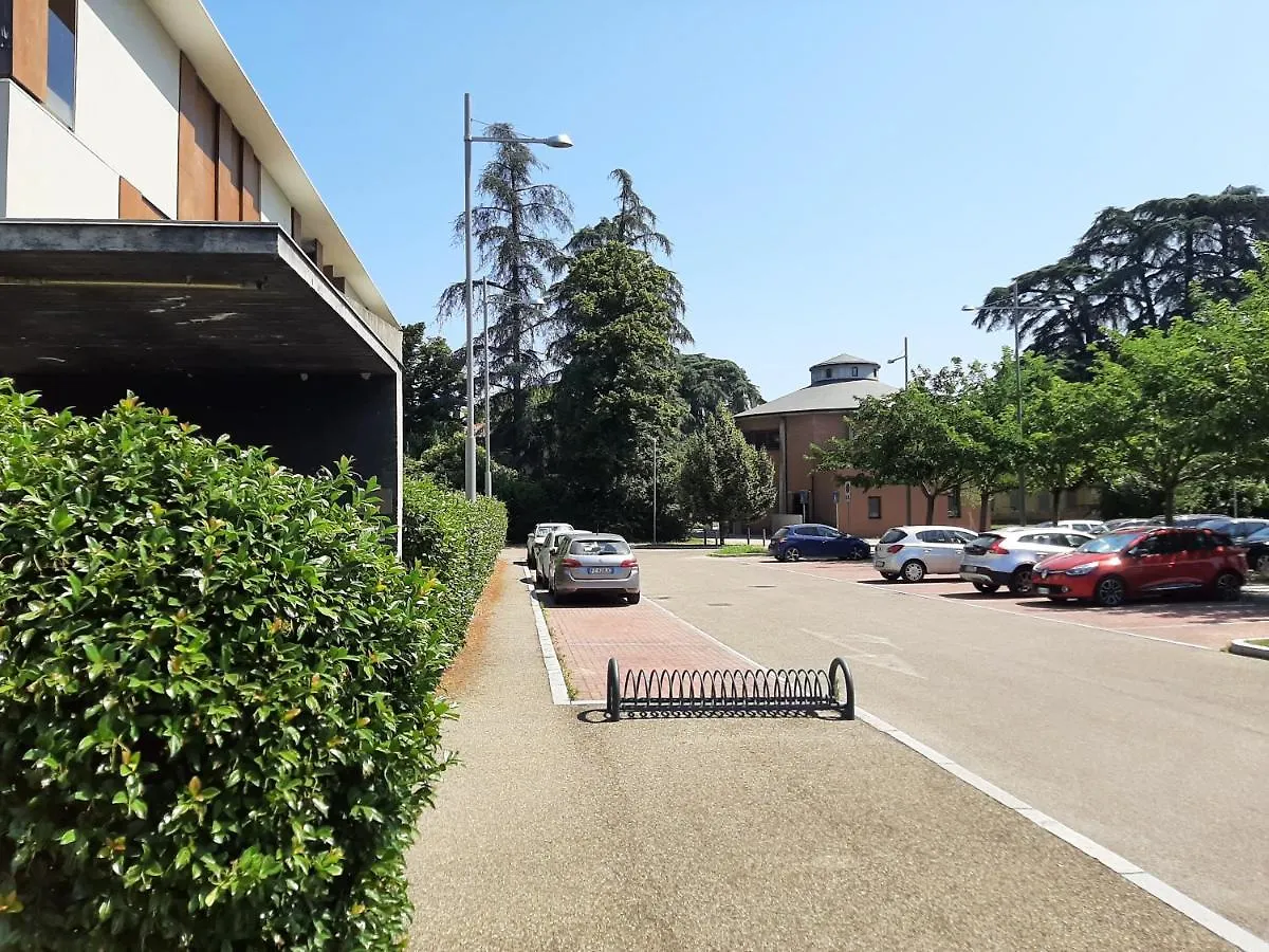 Autodromo Apartment-300 Meters From Enzo E Dino Ferrari Imola Italy